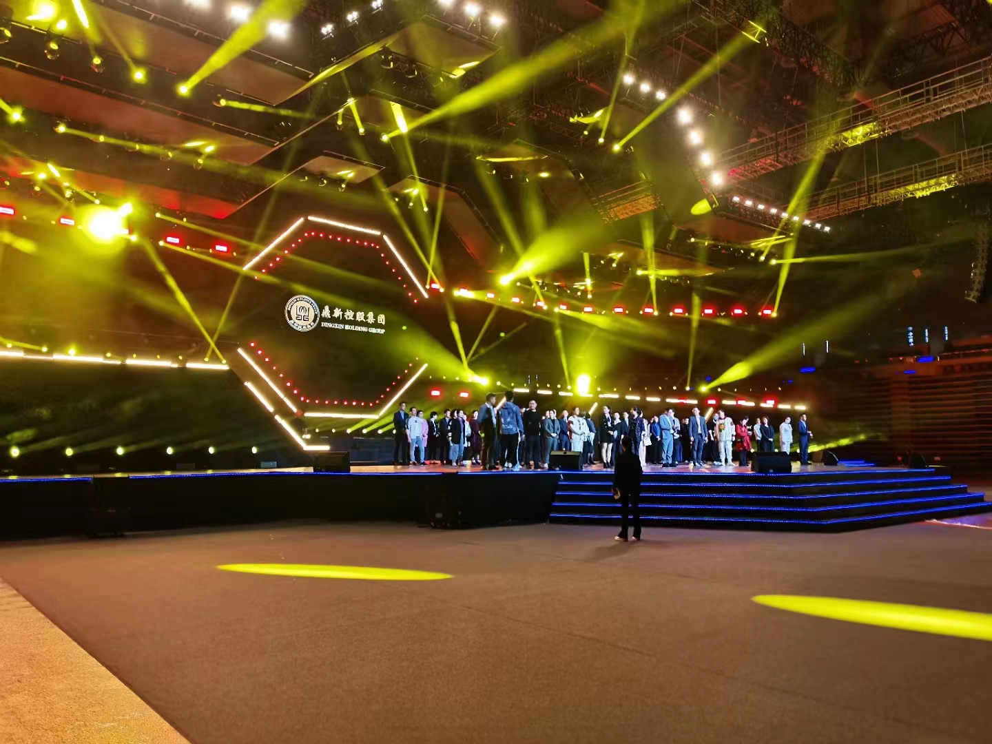 鼎新集团2023年金澜盛会